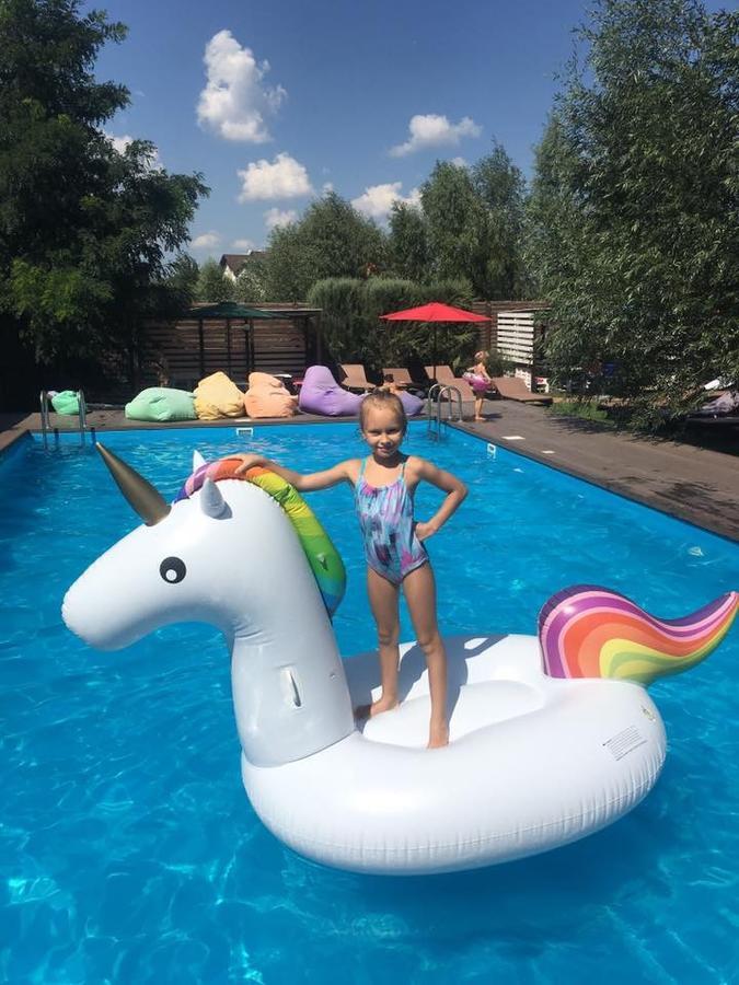 На Борту เคียฟ ภายนอก รูปภาพ